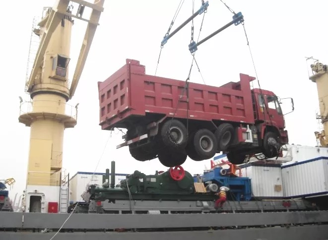 Sinotruk Howo 10 Wheelers 6 × 4 Dump Tipper Truck Euro II 371HP 420HP